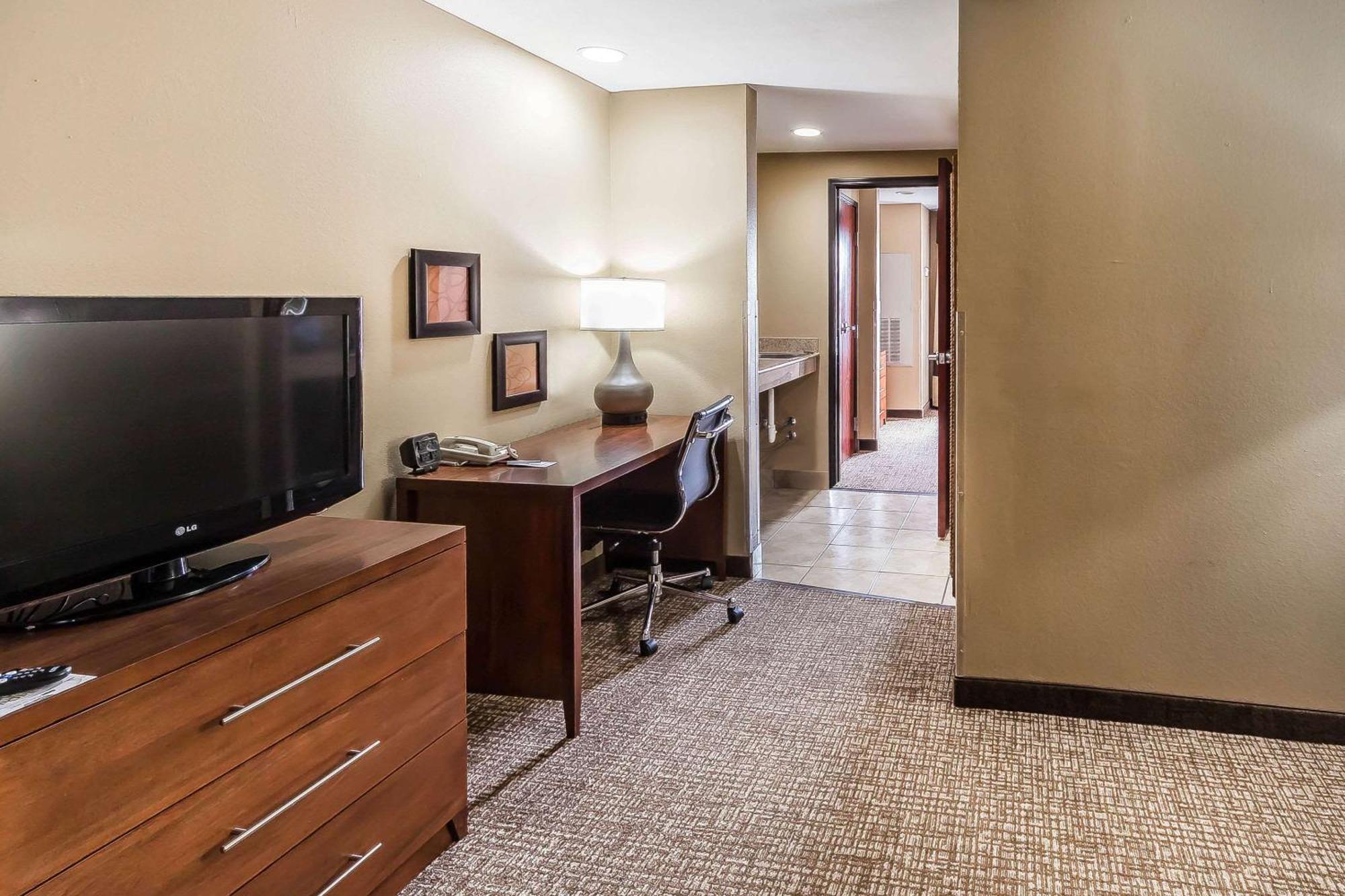 Comfort Suites Yukon - Sw Oklahoma City Екстер'єр фото