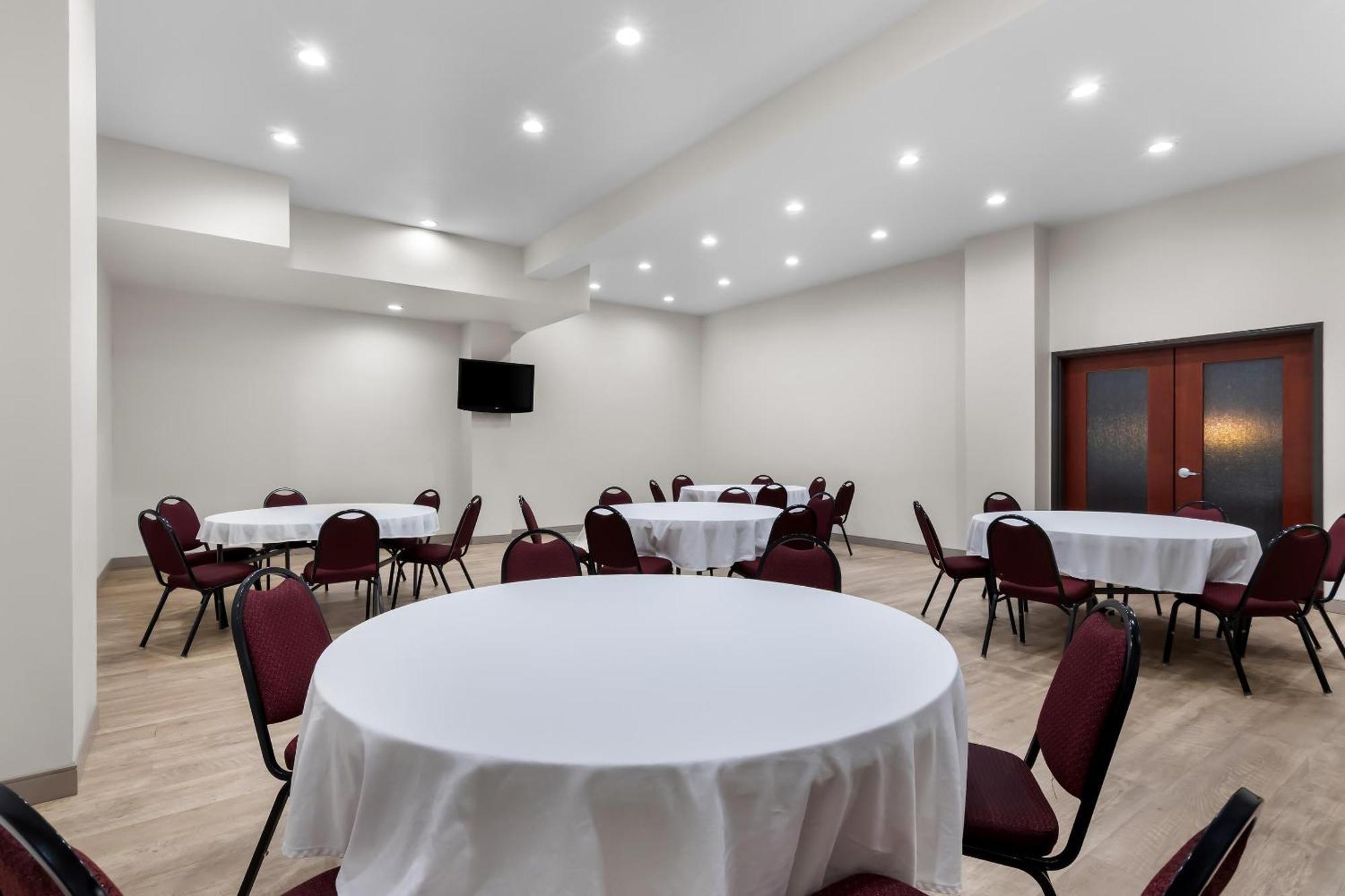 Comfort Suites Yukon - Sw Oklahoma City Екстер'єр фото
